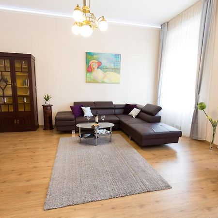 בודפשט Elegant Apartment With Buda Castle View מראה חיצוני תמונה