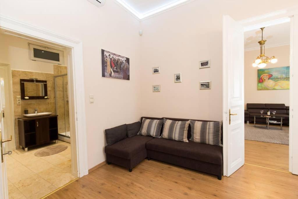 בודפשט Elegant Apartment With Buda Castle View מראה חיצוני תמונה